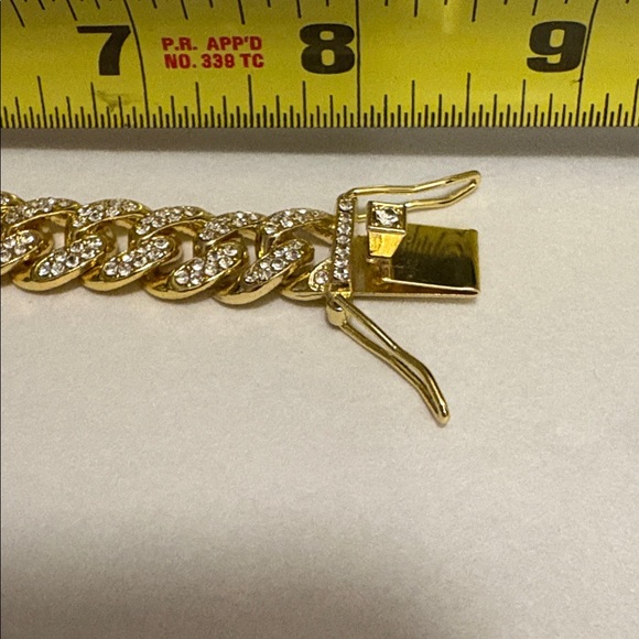 Iced out, Cuban Link gold tone prong set bracelet - Picture 3 of 5